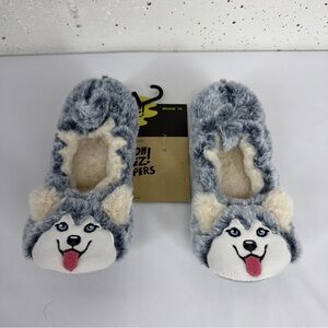 OOOH GEEZ Women’s size 7-8 Husky Slippers NEW